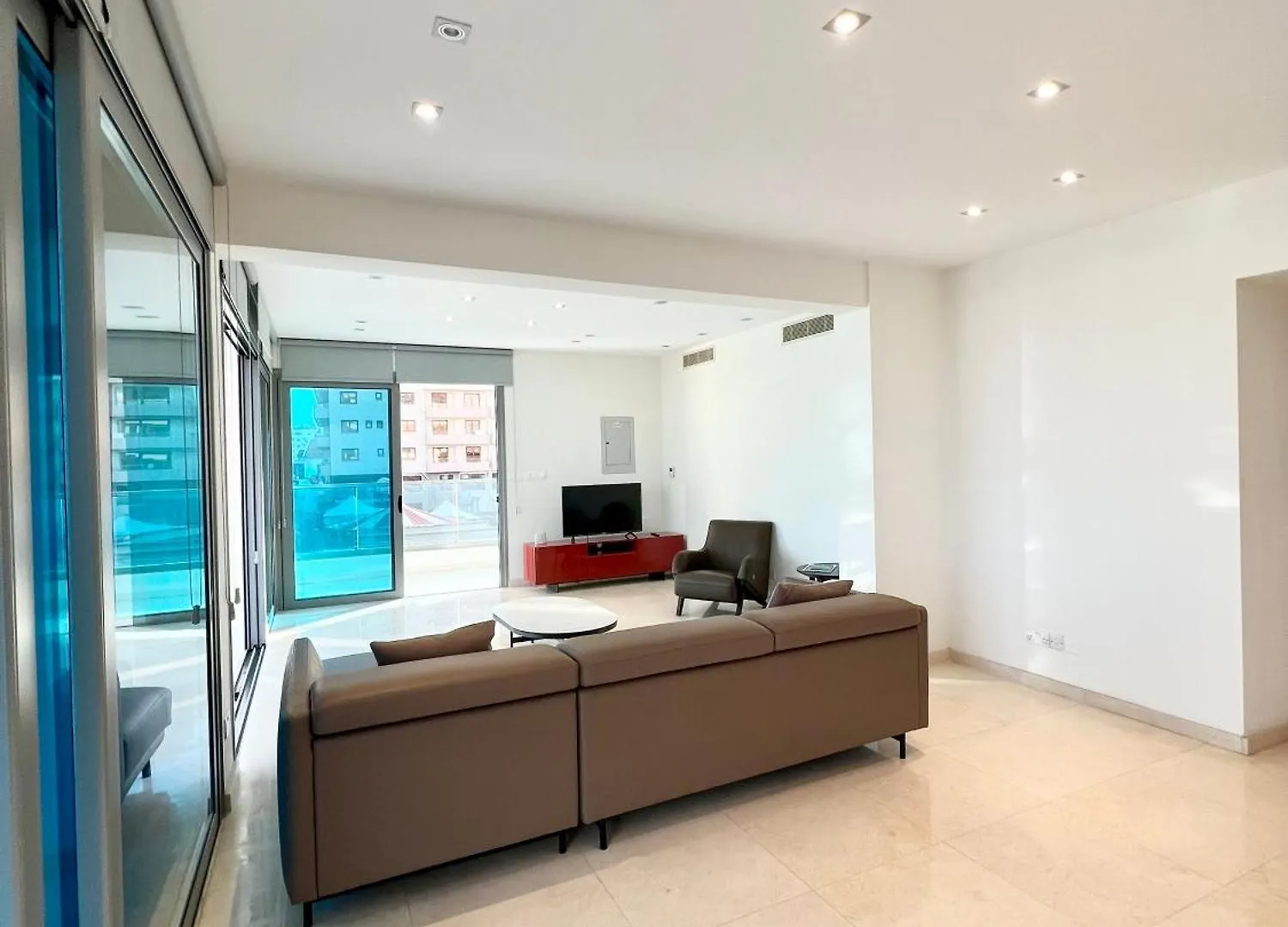 Hotel apartamentowy Aphrodite Plaza Larnaca Cypr